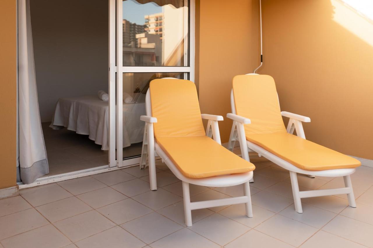 Homeforguest Atico Martina Con Terraza En Los Cristianos Лос Кристианос Экстерьер фото