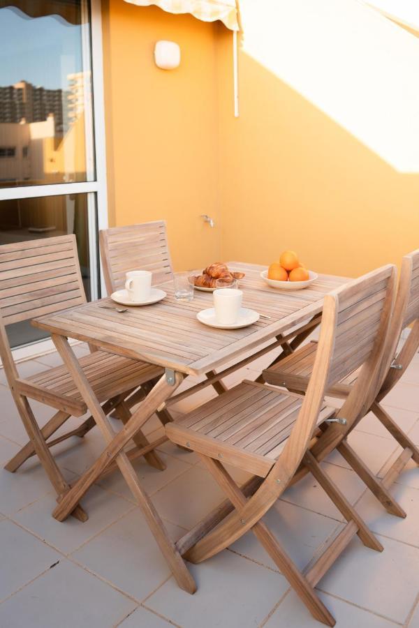 Homeforguest Atico Martina Con Terraza En Los Cristianos Лос Кристианос Экстерьер фото