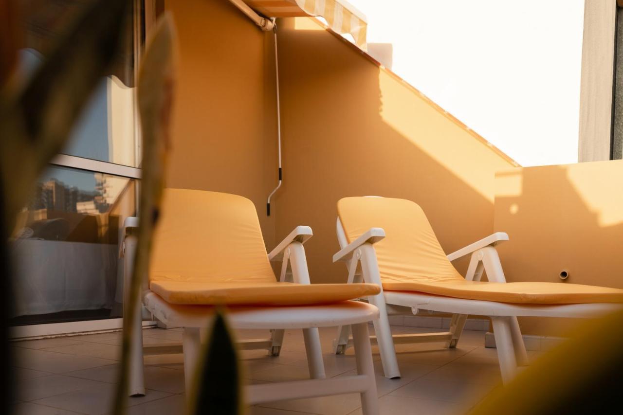 Homeforguest Atico Martina Con Terraza En Los Cristianos Лос Кристианос Экстерьер фото
